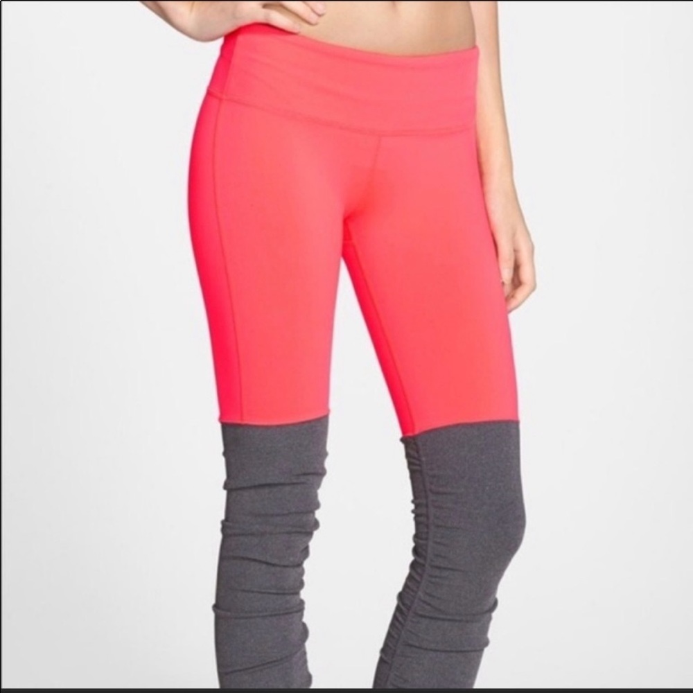 Alo Goddess Leggings - Coral/Gray